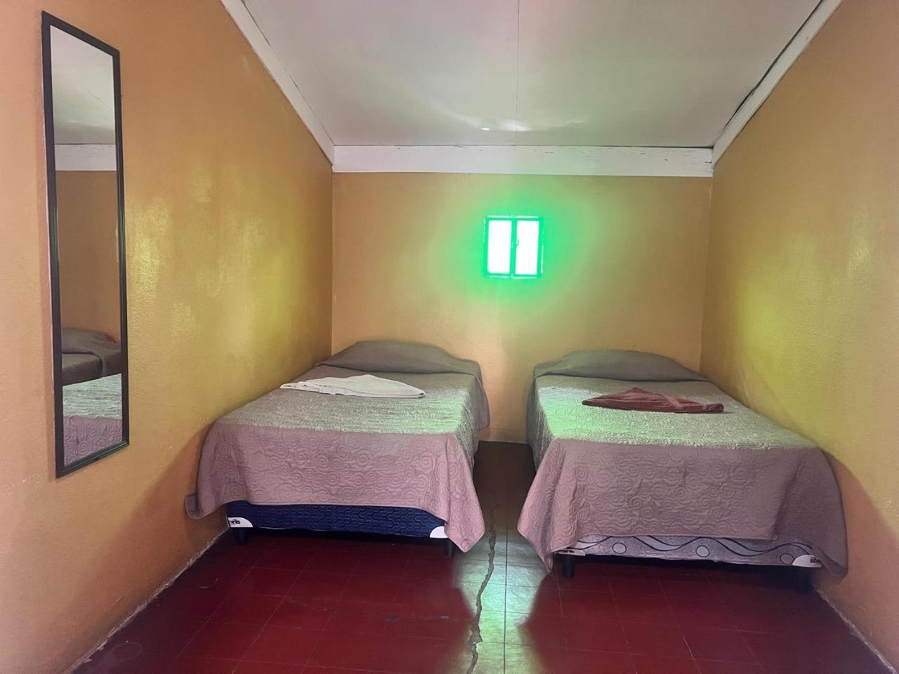 Hotel Alma Maya Antigua Екстер'єр фото