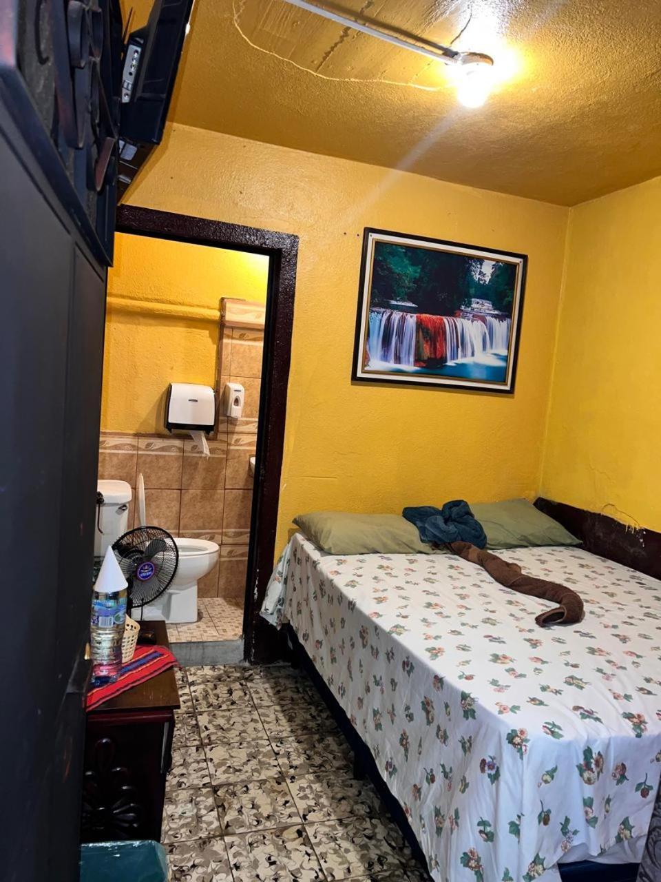 Hotel Alma Maya Antigua Екстер'єр фото