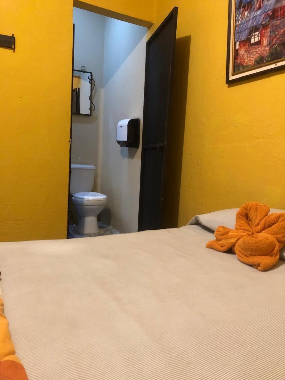 Hotel Alma Maya Antigua Екстер'єр фото
